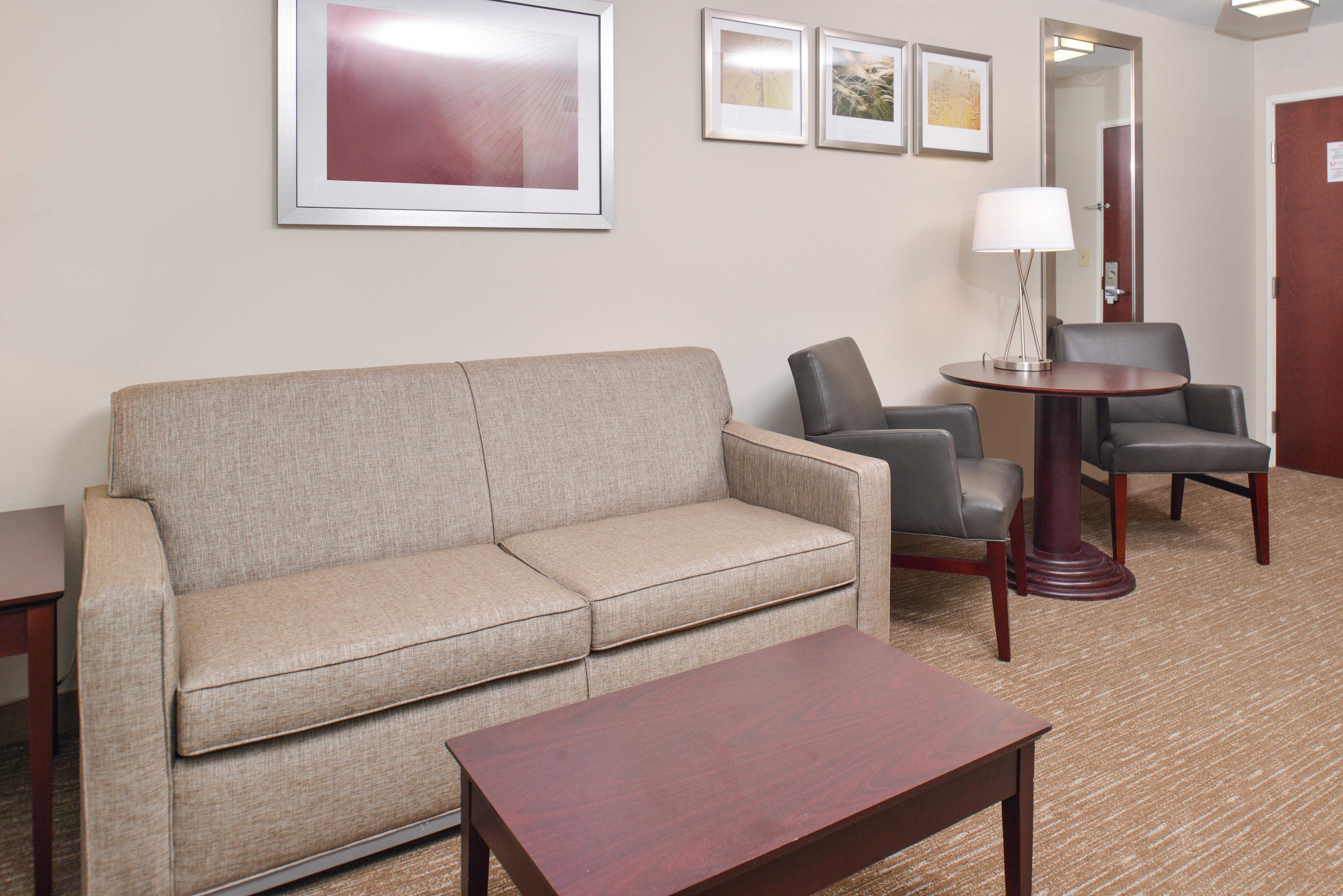 Holiday Inn Express Hotel & Suites Lafayette By Ihg Exterior foto